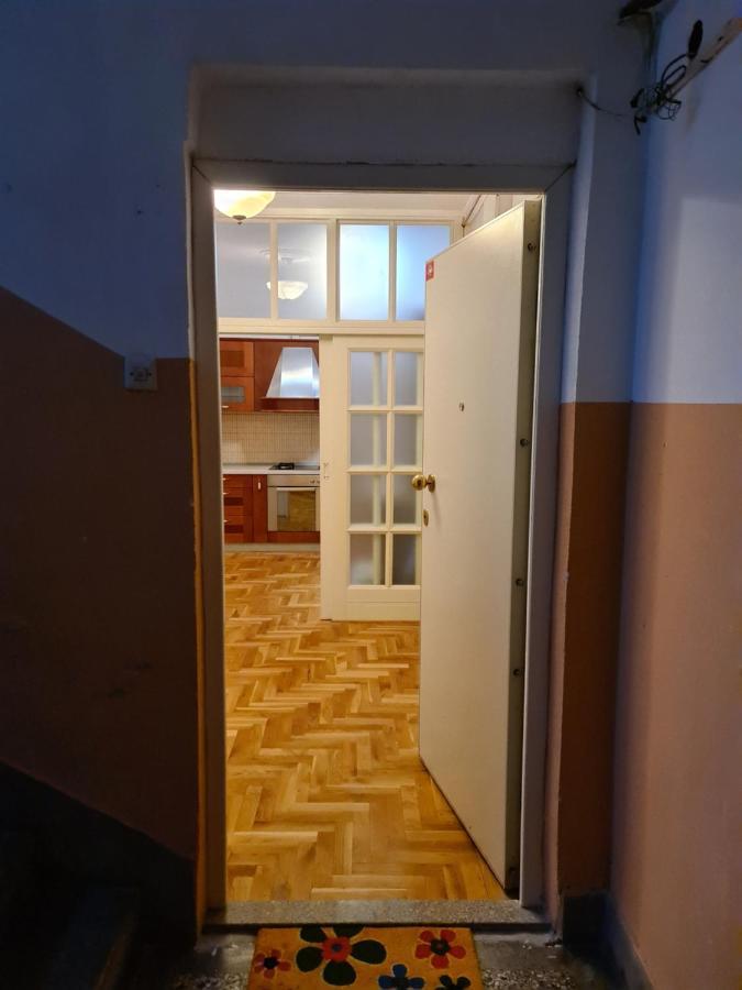 City Center Apartment Sarajevo Luaran gambar